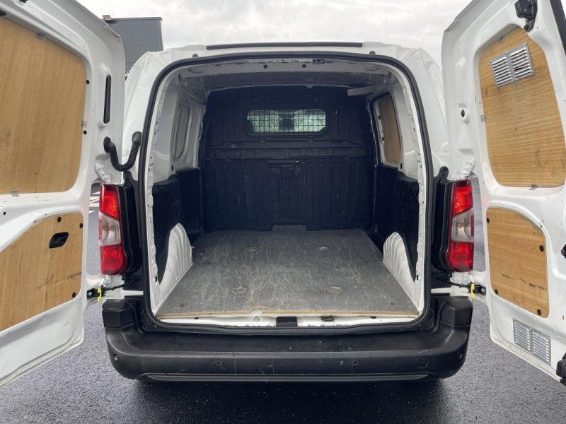 Citroën BERLINGO VAN M 100 S&S DRIVER - 10250 euros HT / 12 300 euros TTC - Garantie 6 mois sur tout