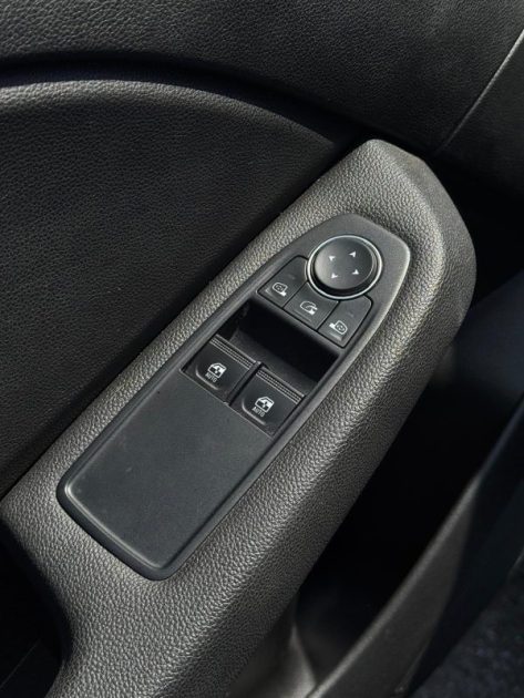 Renault Clio 5 1.0 Tce 90cv / Distribution Ok / CT OK / Révisée 