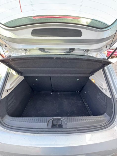 Renault Clio 5 1.0 Tce 90cv / Distribution Ok / CT OK / Révisée 