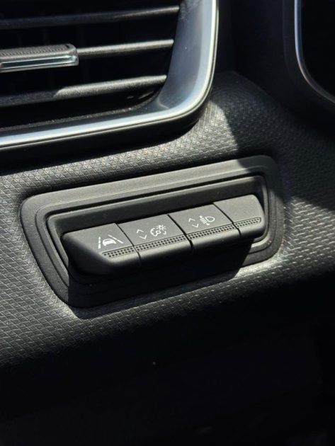 Renault Clio 5 1.0 Tce 90cv / Distribution Ok / CT OK / Révisée 