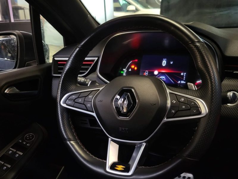 RENAULT CLIO 1.3 TCE 130cv RS LINE / ECLAIRAGE D'AMBIANCE / APPLE CARPLAY / SUIVI RENAULT