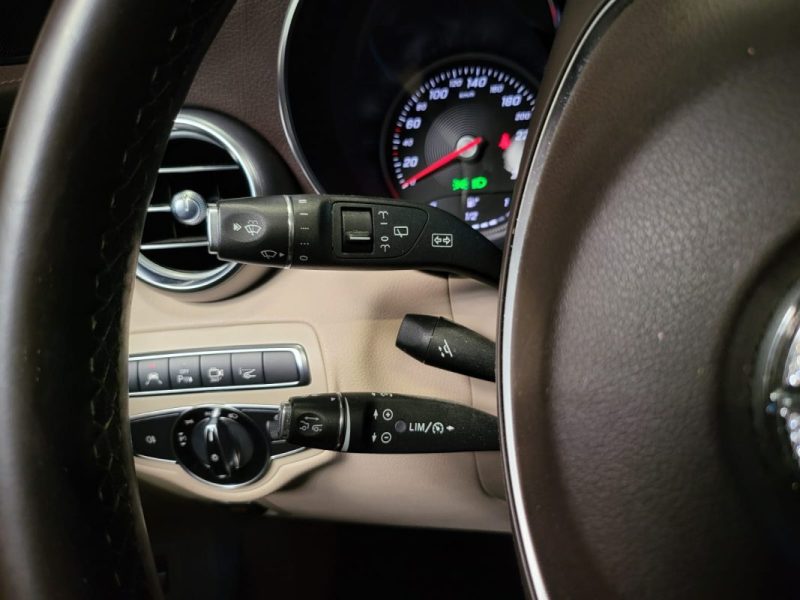 MERCEDES CLASSE GLC 250D 4-MATIC 204CH FASCINATION / SUIVI MERCEDES / TOIT PANO / TETE-HAUTE / SIEGE