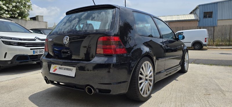VOLKSWAGEN GOLF IV R32 241CV 2003