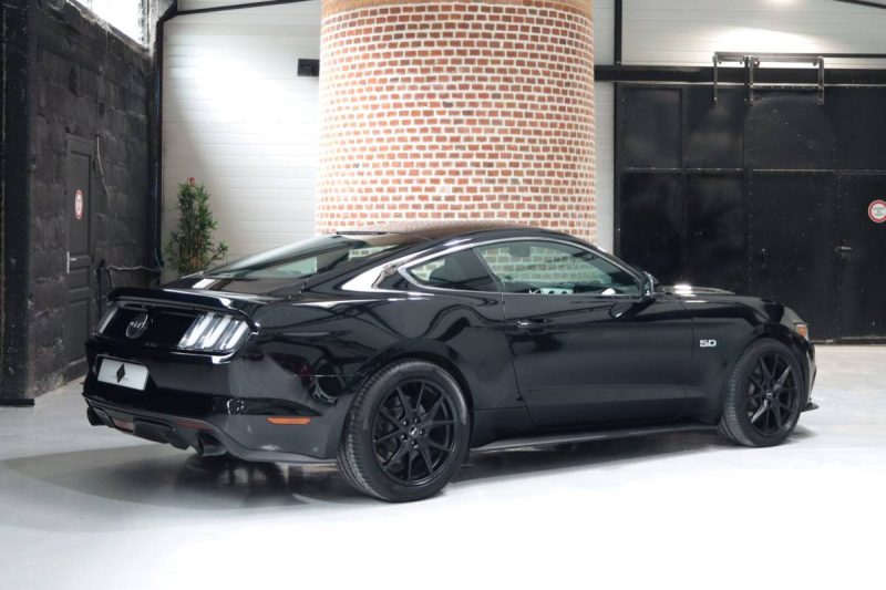 Ford Mustang Fastback 5.0L 421 ch BVA6 (Echappement Ford Performance (Borla), Freins Brembo, Pack co