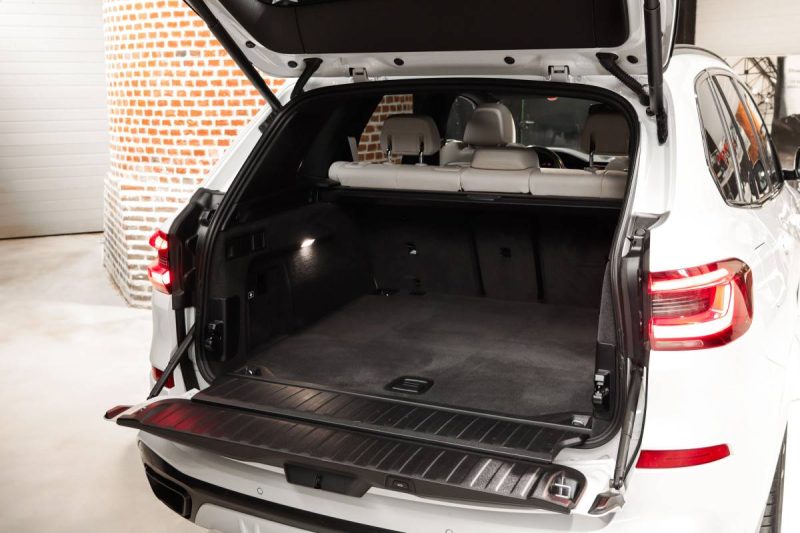 B.M.W. SERIE X5 2021