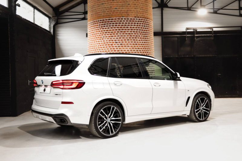 B.M.W. SERIE X5 2021