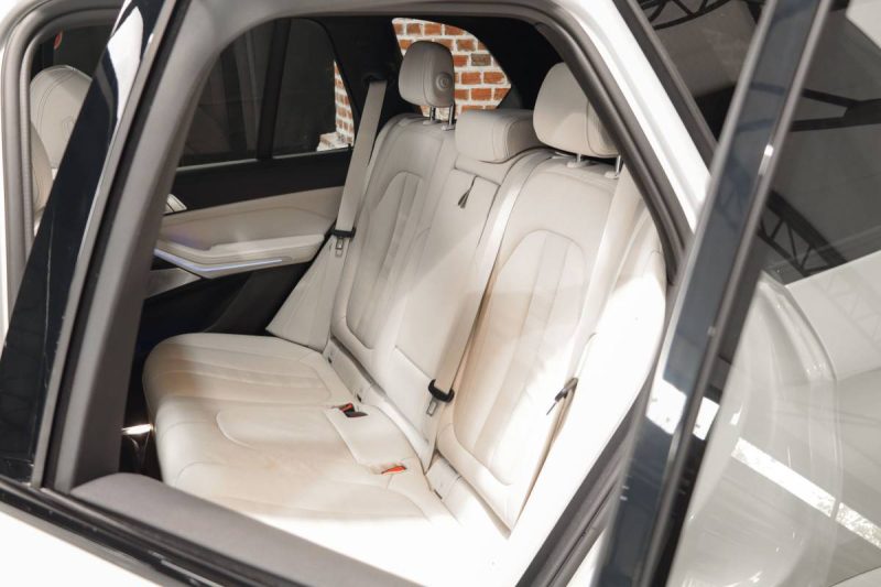 B.M.W. SERIE X5 2021