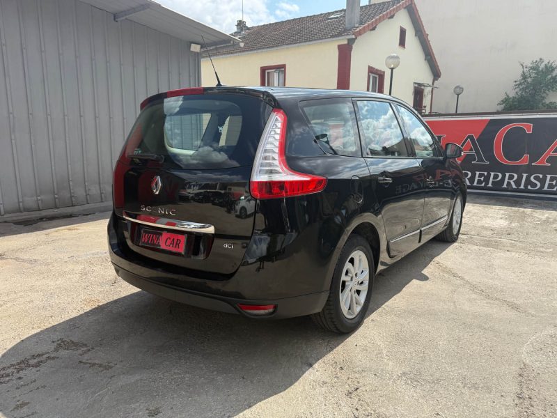 RENAULT MEGANE SCENIC 2013