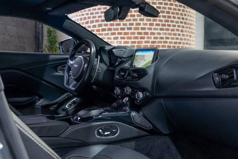 Aston Martin V8 Vantage ( 4.0L 510 ch ) Origine France - Echappement Quicksilver