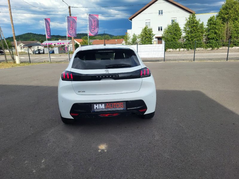 PEUGEOT 208 2020