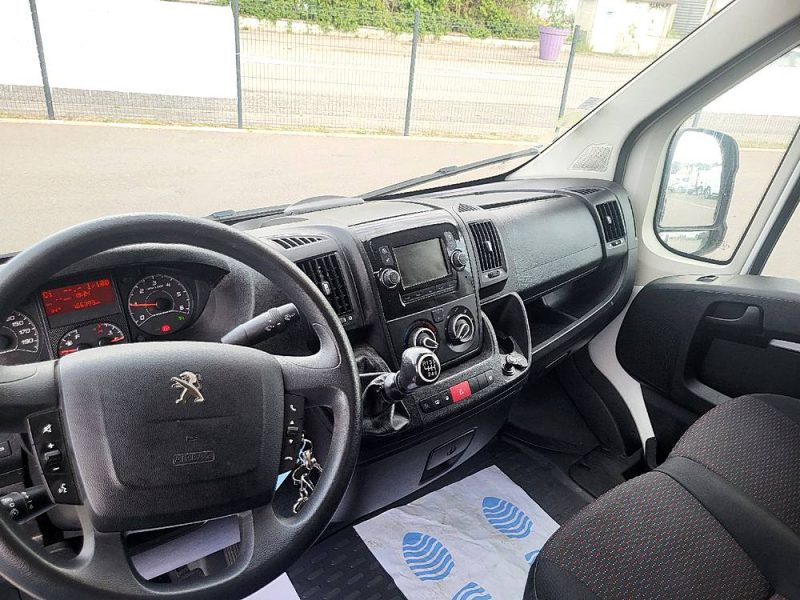 PEUGEOT BOXER 2020