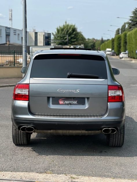 PORSCHE CAYENNE 2003
