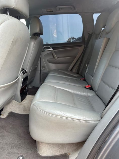 PORSCHE CAYENNE 2003