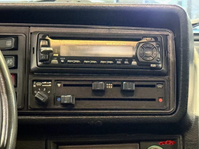 VOLKSWAGEN GOLF I GTI 1983