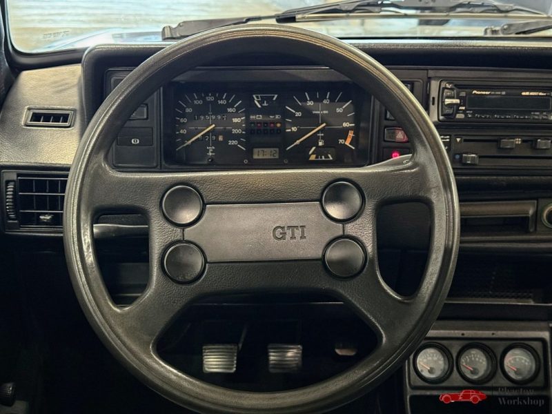 VOLKSWAGEN GOLF I GTI 1983
