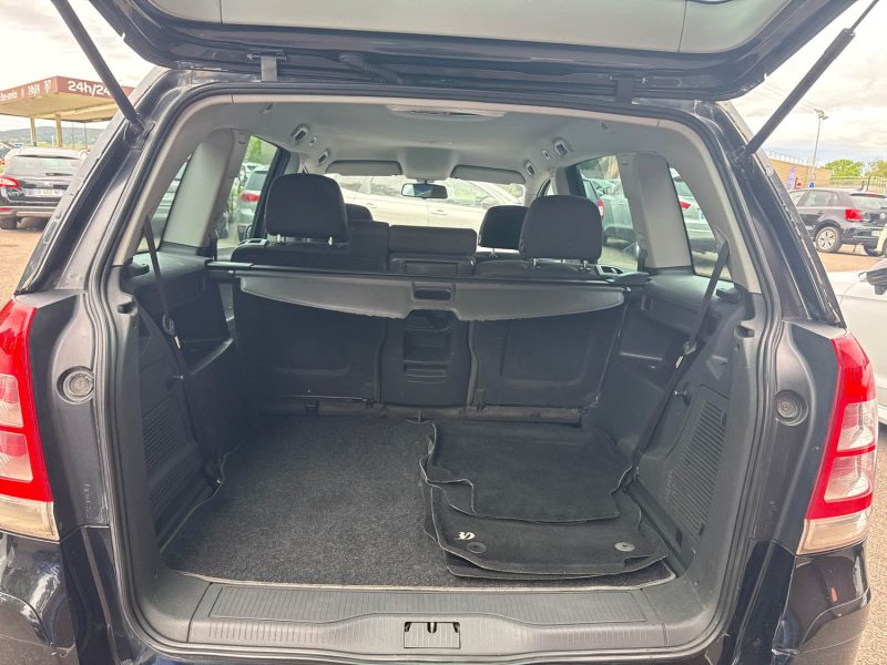OPEL ZAFIRA 2012