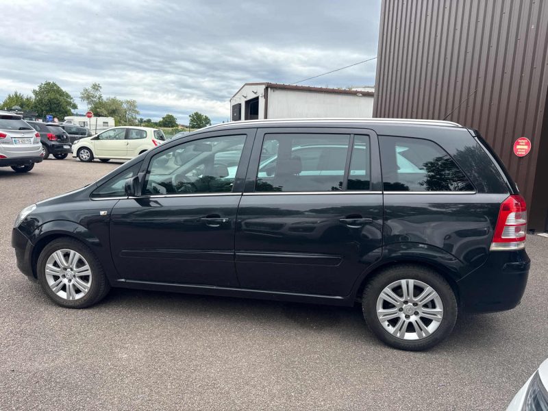 OPEL ZAFIRA 2012