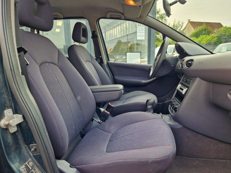 MERCEDES CLASSE A 140 1L4 i 82cv 1ere main *CLIM* / GARANTIE&REVISE