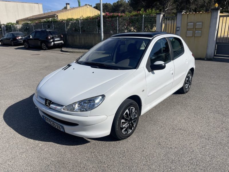PEUGEOT 206 2002