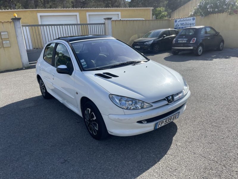 PEUGEOT 206 2002