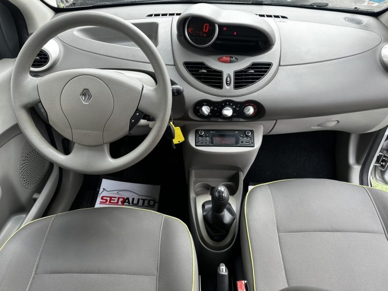 RENAULT TWINGO II 2013