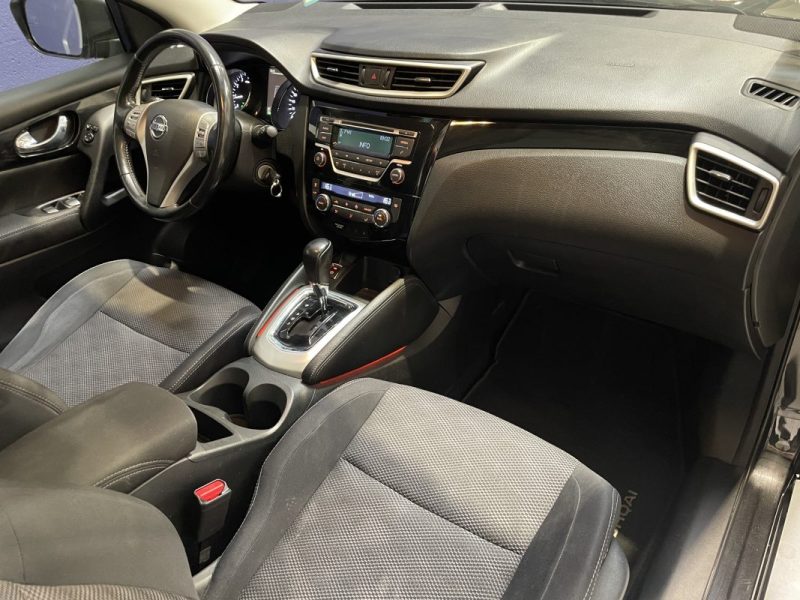 NISSAN QASHQAI 1.2 DIG-T 2WD N-CONNECTA X-TRONIC 