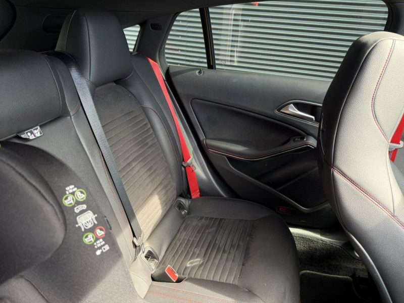 MERCEDES CLASSE CLA SHOOTING BRAKE 250 7-G DCT 4Matic Version Sport