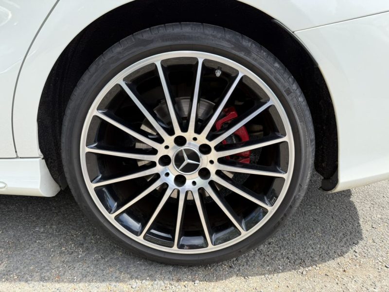 MERCEDES CLASSE CLA SHOOTING BRAKE 250 7-G DCT 4Matic Version Sport