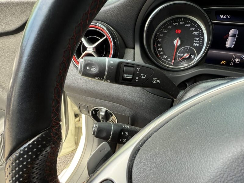 MERCEDES CLASSE CLA SHOOTING BRAKE 250 7-G DCT 4Matic Version Sport