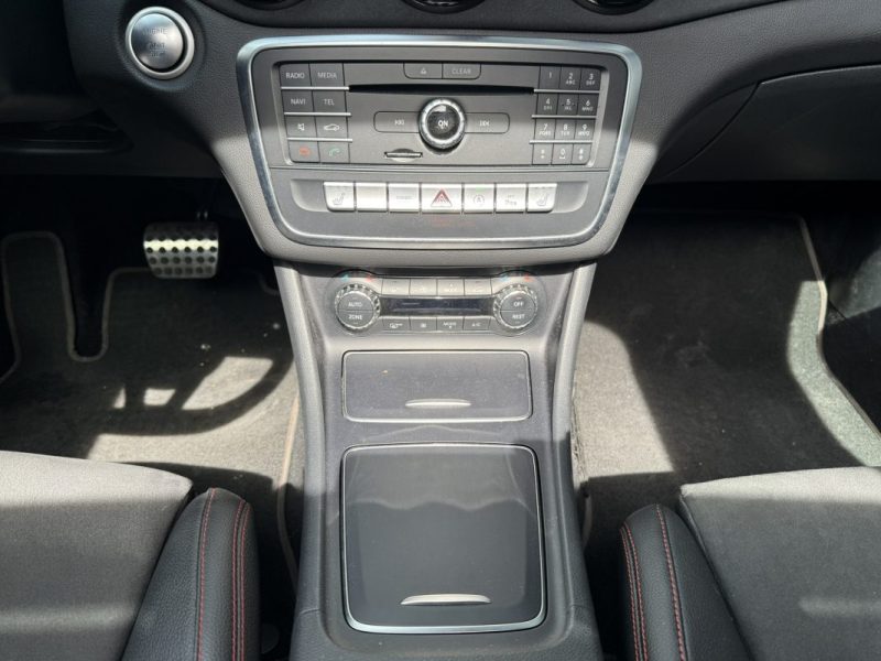 MERCEDES CLASSE CLA SHOOTING BRAKE 250 7-G DCT 4Matic Version Sport