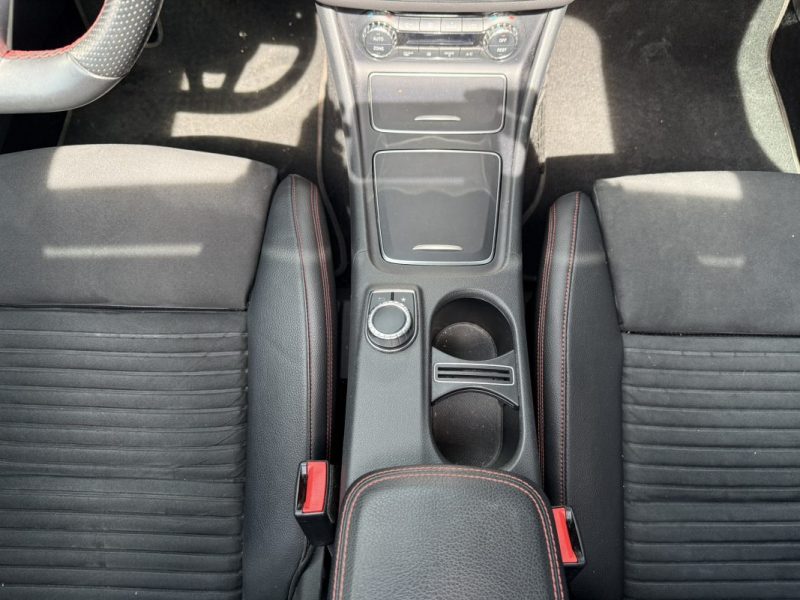 MERCEDES CLASSE CLA SHOOTING BRAKE 250 7-G DCT 4Matic Version Sport