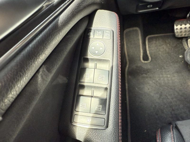 MERCEDES CLASSE CLA SHOOTING BRAKE 250 7-G DCT 4Matic Version Sport