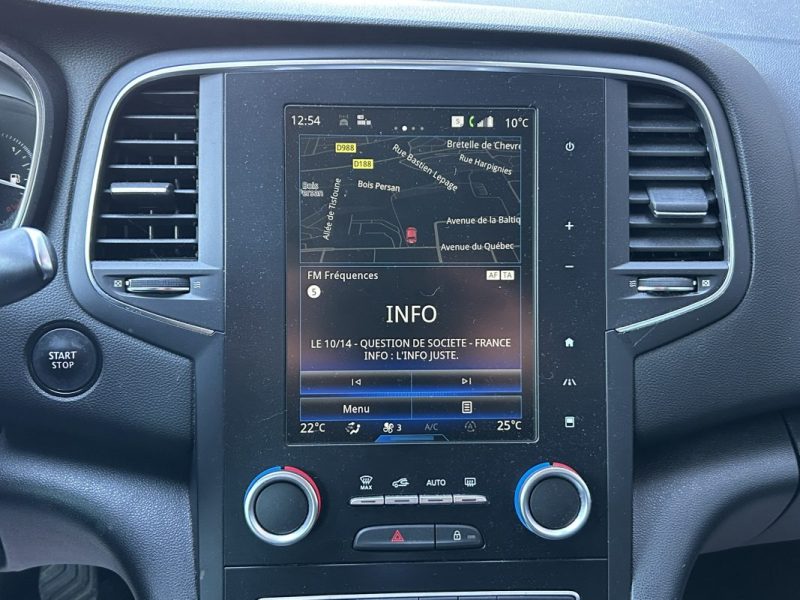 RENAULT MEGANE IV BERLINE TCe 130 Energy Intens