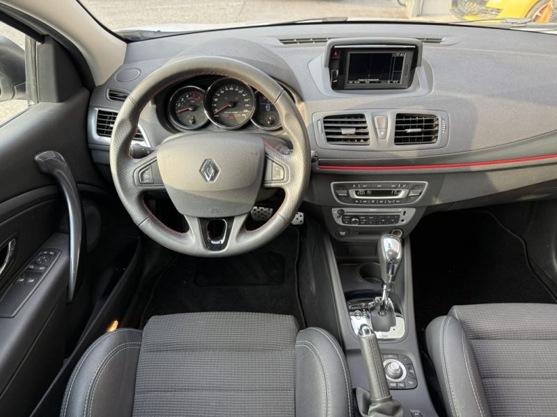 RENAULT MEGANEIII 1.5 DCI EDC 110cv gt line