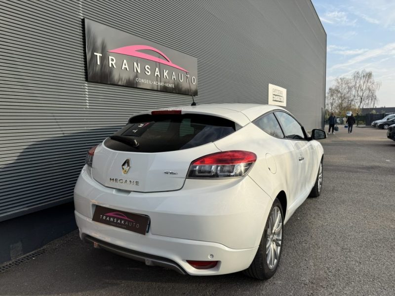 RENAULT MEGANEIII 1.5 DCI EDC 110cv gt line