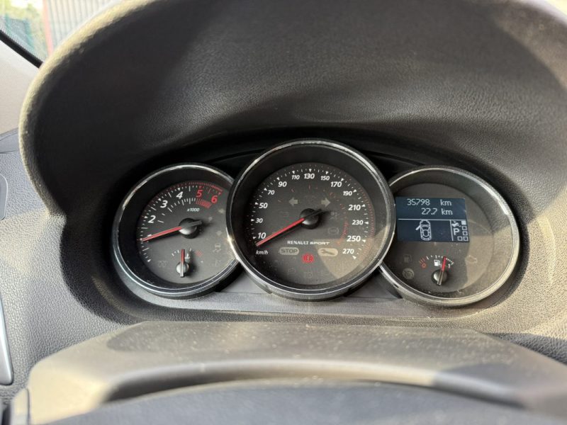 RENAULT MEGANEIII 1.5 DCI EDC 110cv gt line