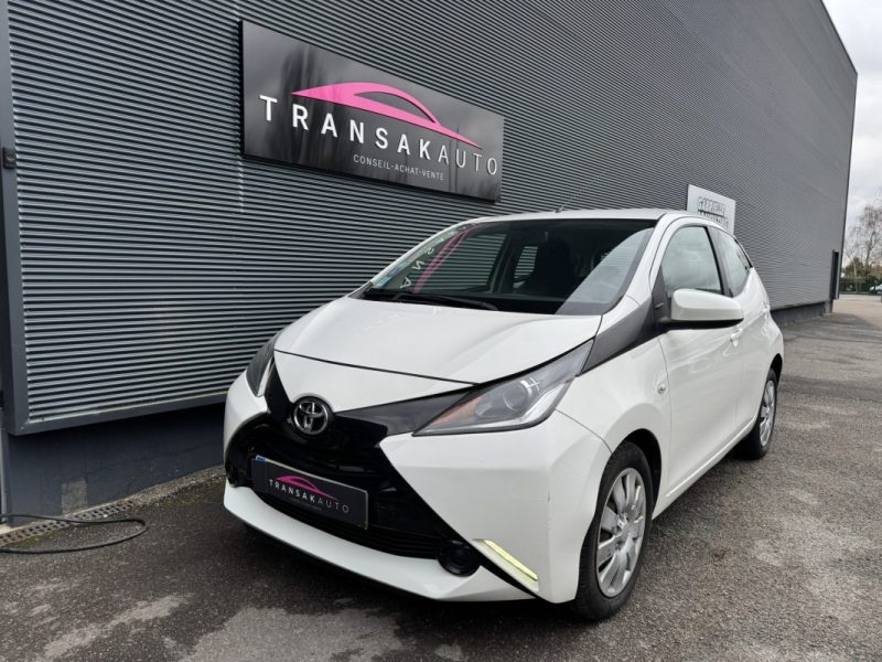 TOYOTA AYGO 1.0 VVT-i x-play