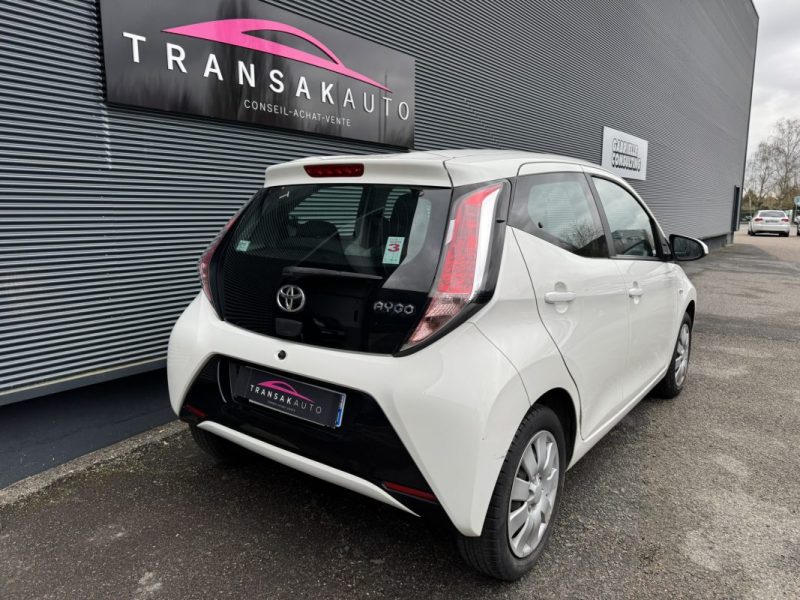 TOYOTA AYGO 1.0 VVT-i x-play