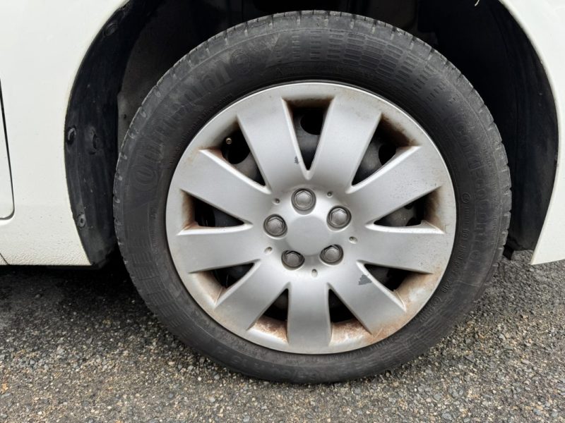 TOYOTA AYGO 1.0 VVT-i x-play