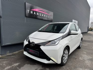 TOYOTA AYGO 1.0 VVT-i x-play