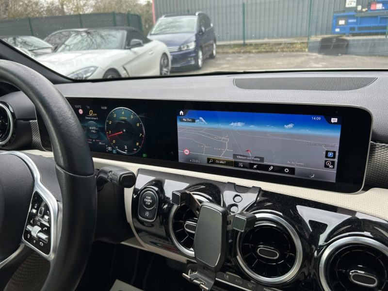 MERCEDES CLASSE A Hatchback 220 2.0 Ti 16V 7G-DCT 190 cv SENSATION