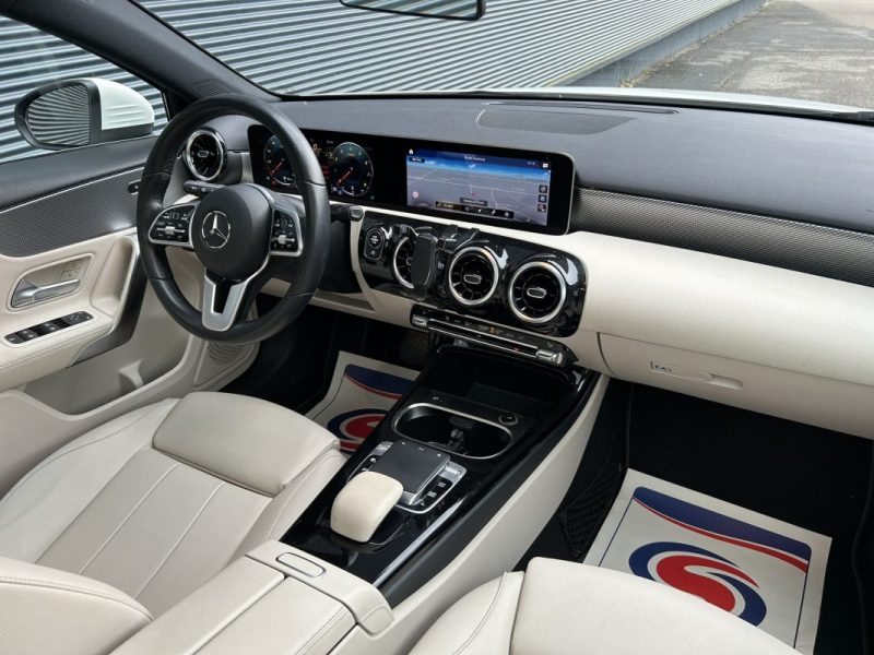 MERCEDES CLASSE A Hatchback 220 2.0 Ti 16V 7G-DCT 190 cv SENSATION