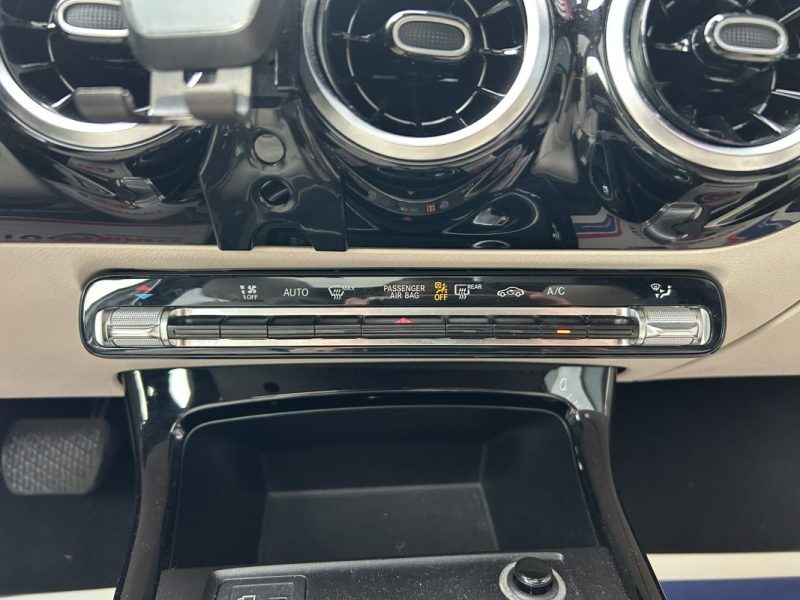 MERCEDES CLASSE A Hatchback 220 2.0 Ti 16V 7G-DCT 190 cv SENSATION