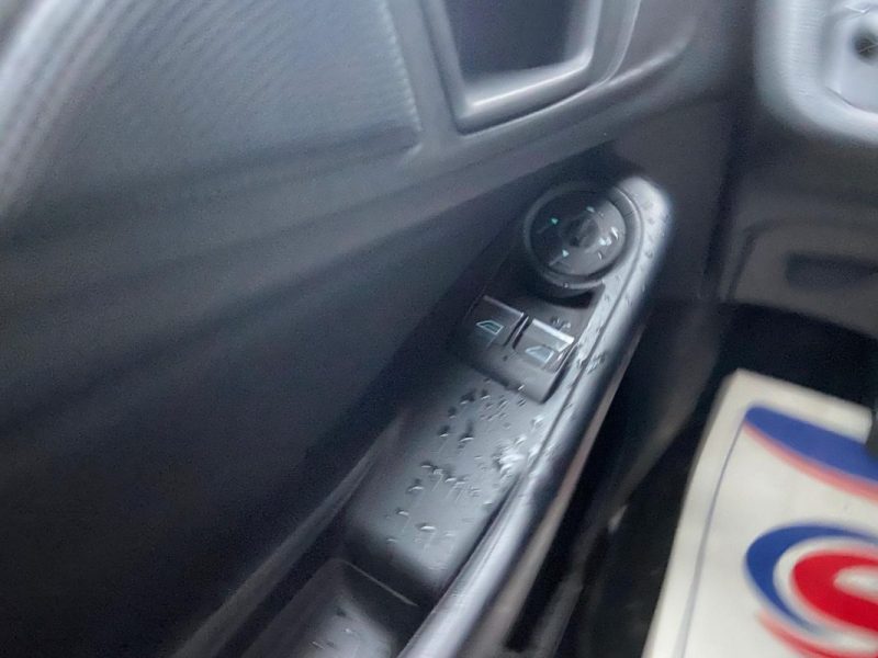 FORD FIESTA 1.1 70 ch BVM5 ESSENTIEL