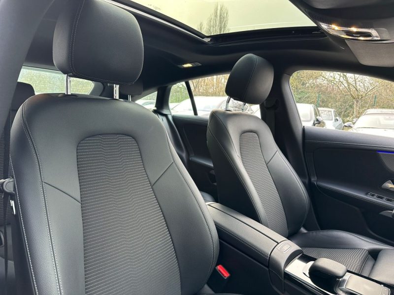 MERCEDES CLA SHOOTING BRAKE BUSINESS 180 7G-DCT Business Line