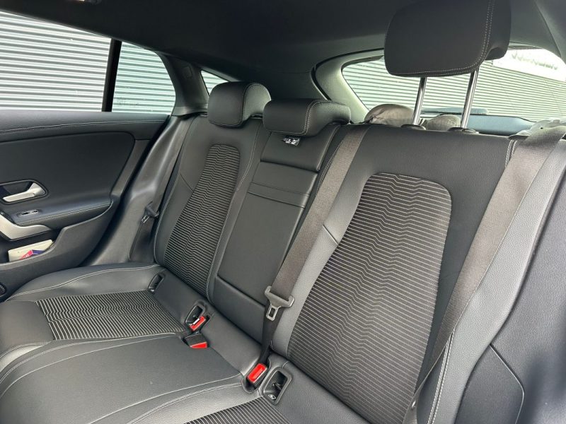 MERCEDES CLA SHOOTING BRAKE BUSINESS 180 7G-DCT Business Line