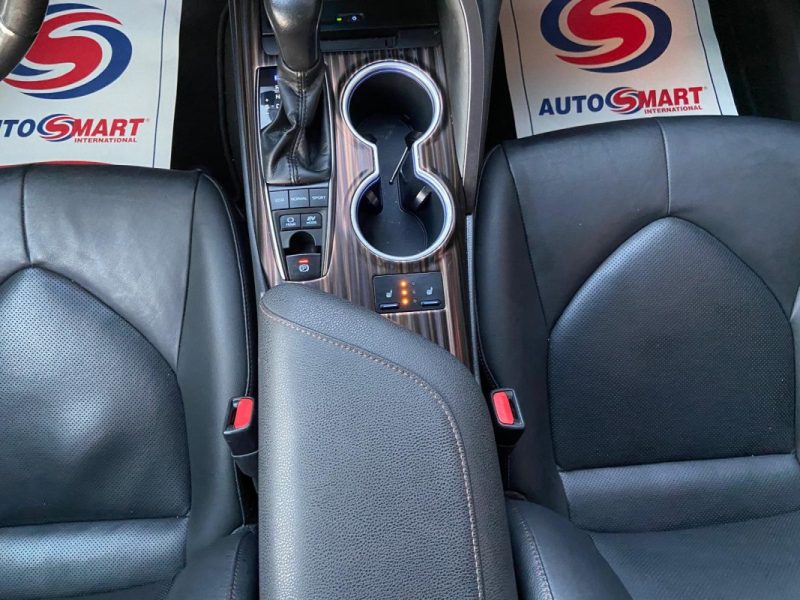 TOYOTA CAMRY 2.5 VVT-I 16V 218 Hybrid 177cv - Suivi d'entretien complet