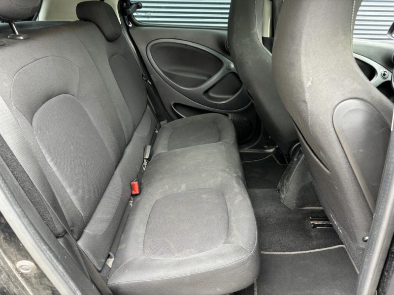SMART FORFOUR 0.9 TCE 90 PASSION BVA6 - Suivi d'entretien complet