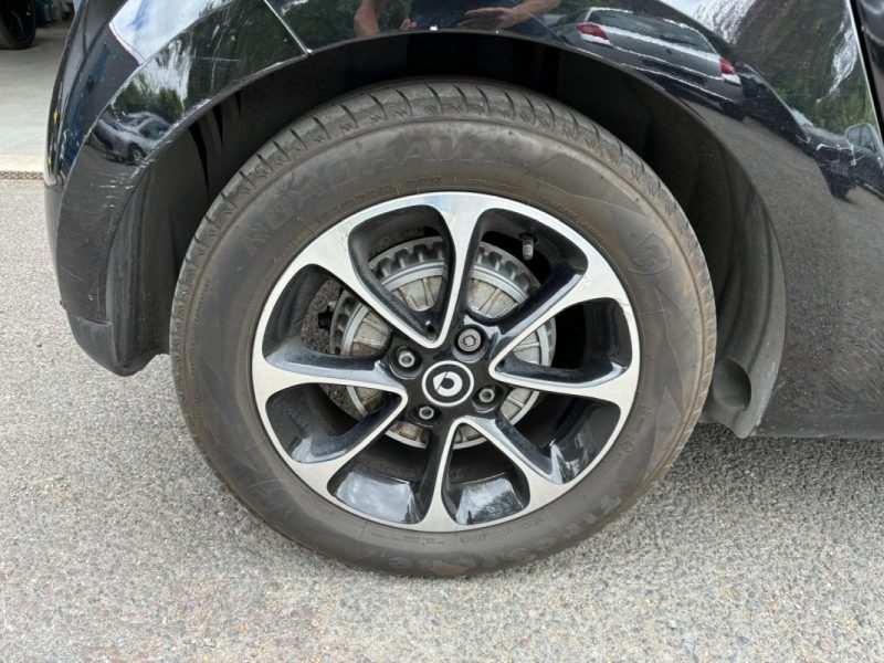 SMART FORFOUR 0.9 TCE 90 PASSION BVA6 - Suivi d'entretien complet