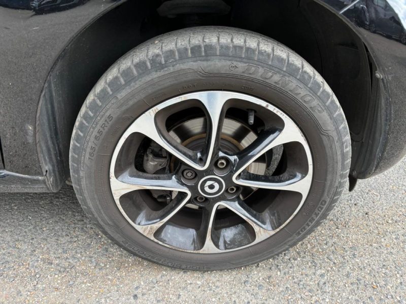 SMART FORFOUR 0.9 TCE 90 PASSION BVA6 - Suivi d'entretien complet